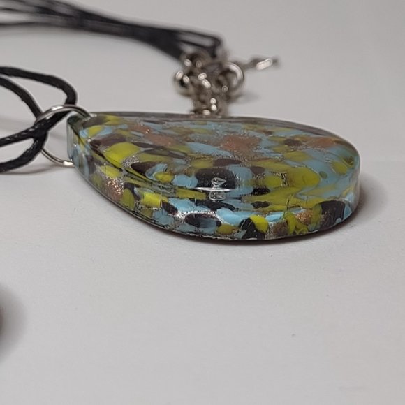 Set Of 3 Colorful Glass Teardrop Shaped Pendant Necklaces 20 Inches Long - Picture 5 of 15